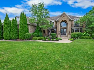 1052 Schonback Ct, Batavia, IL 60510