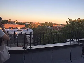 Rented by Rennit Inc.