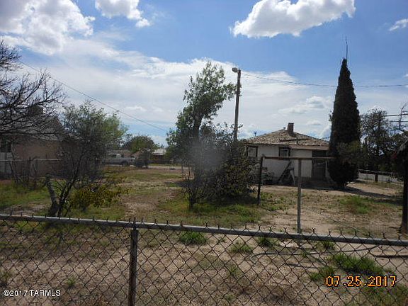 5th image of 105 S Cochise Ave