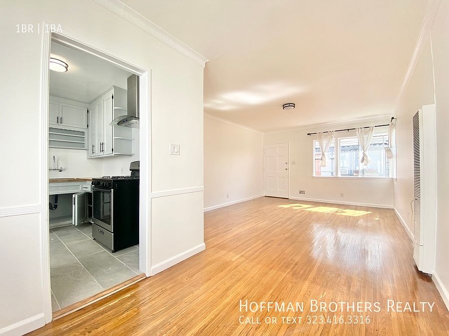 1st image of 4125 W Adams Blvd #A