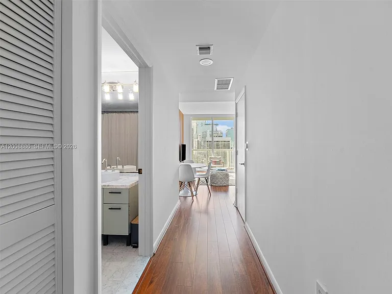 244 Biscayne Blvd #3105 — Photo 13