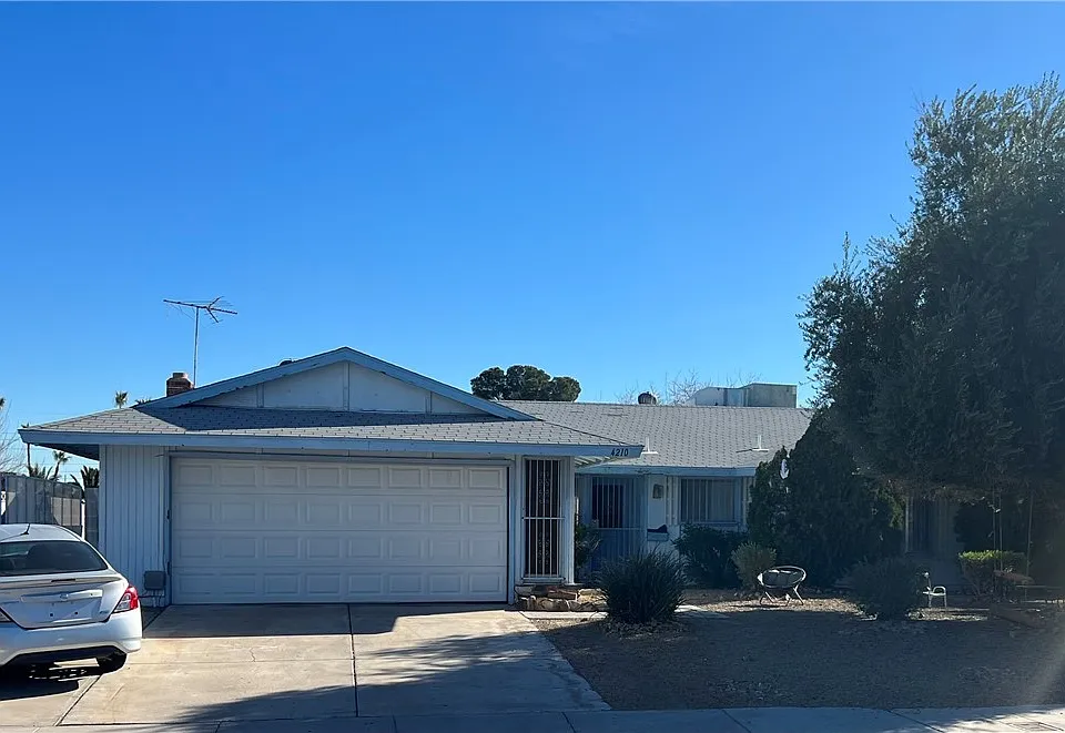 4210 Annie Oakley Dr, Las Vegas, NV 89121 | Zillow