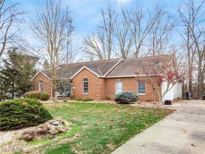 3705 Greenbriar Dr, Zanesville, OH, 43701