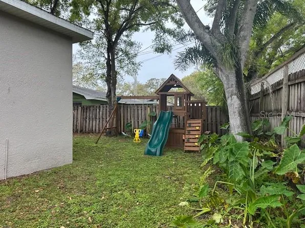 2270 Barbara Dr, Clearwater, FL 33764