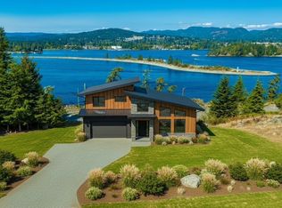 7070 Fisher Rd, Sooke, BC V9Z1A8