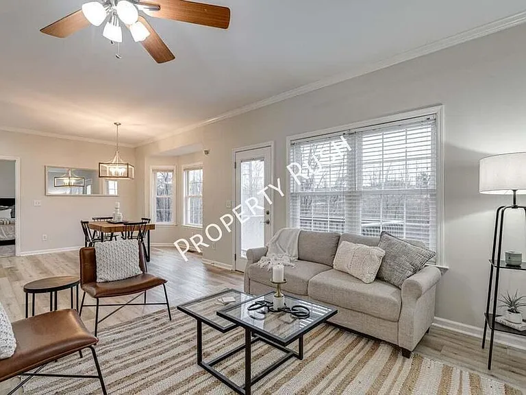 3806 Brock Rd — Photo 4