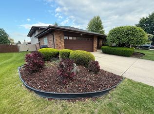 15565 Hollyhock Ct, Orland Park, IL