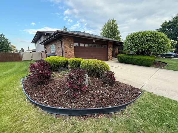 15565 Hollyhock Ct, Orland Park, IL 60462