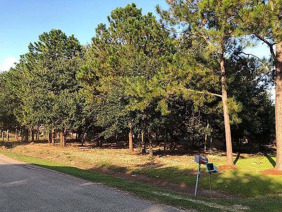 Right front street view.