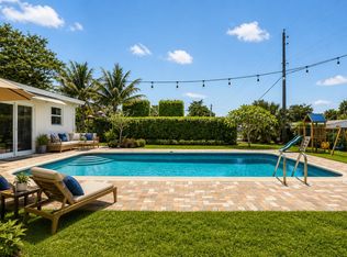 7571 NW 1st Ct, Pembroke Pines, FL 33024