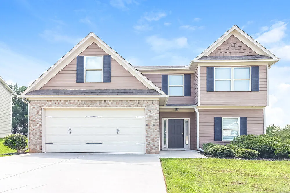 4 bed, 2.5 bath, 2002 sqft, $2,145 — Photo 1