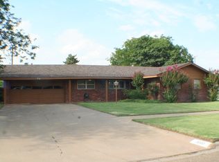 3000 W 18th St, Plainview, TX 79072