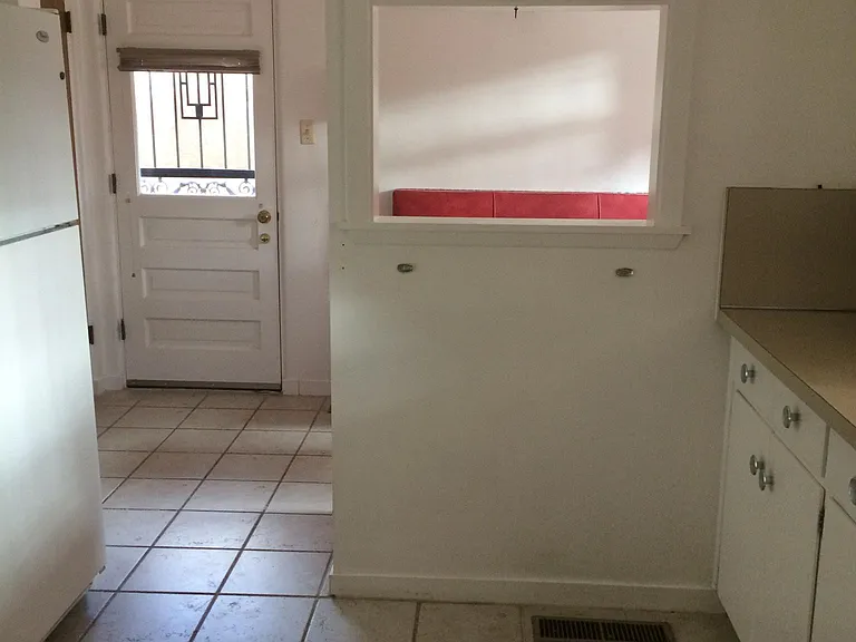 1509 Vista Larga Ct NE — Photo 17