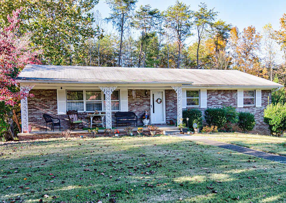 1st image of 417 Karla Dr