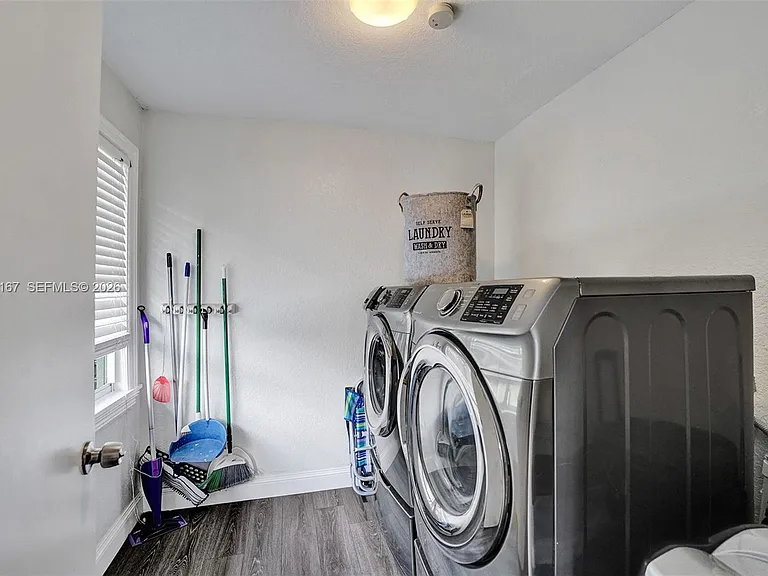 3730 SW 47th Ct — Photo 51