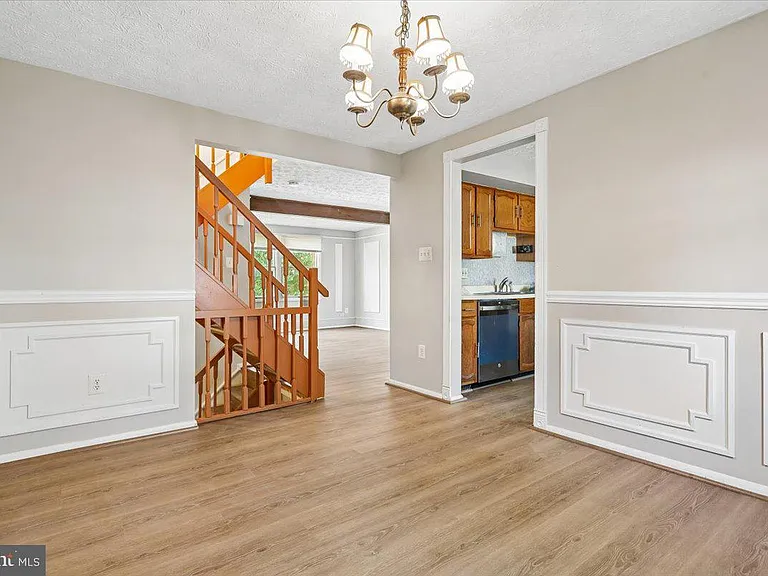 5913 Spruce Run Ct — Photo 10
