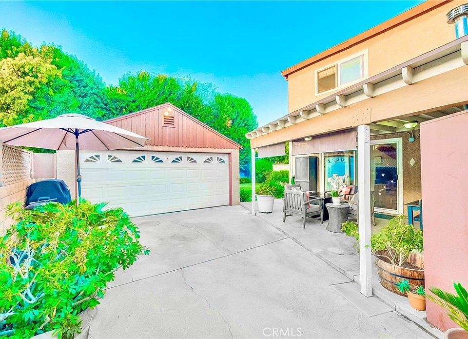 1st image of 9829 Hallwood Dr