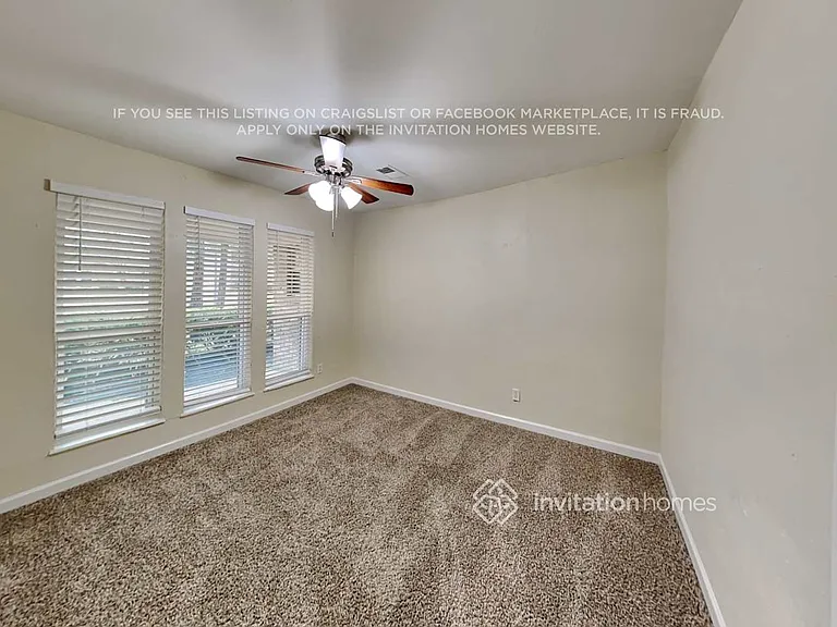 22711 Elsinore Dr — Photo 8