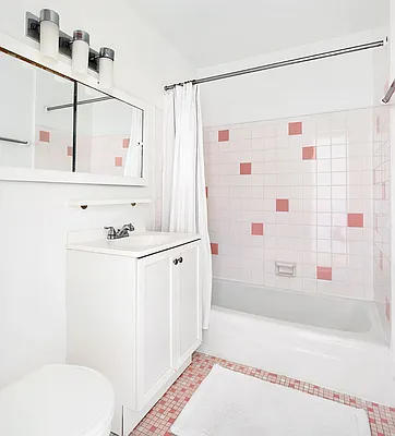 Rented by Compass | media 9