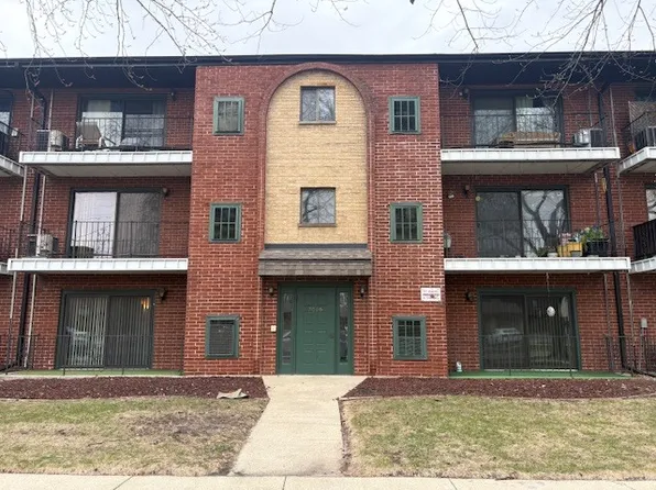7006 98th St APT 1B, Chicago Ridge, IL 60415