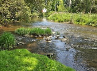 2703 Sandy Creek Ln, Holley, NY 14470