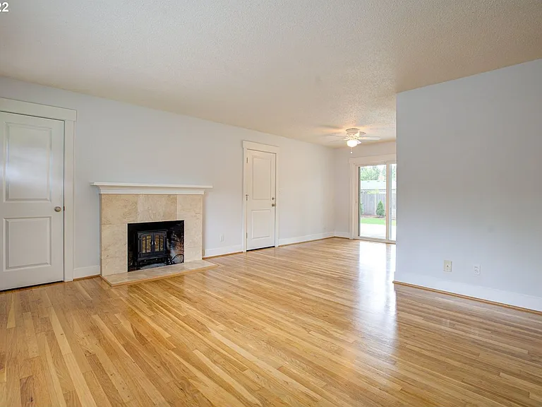 12635 SW Butner Rd — Photo 6