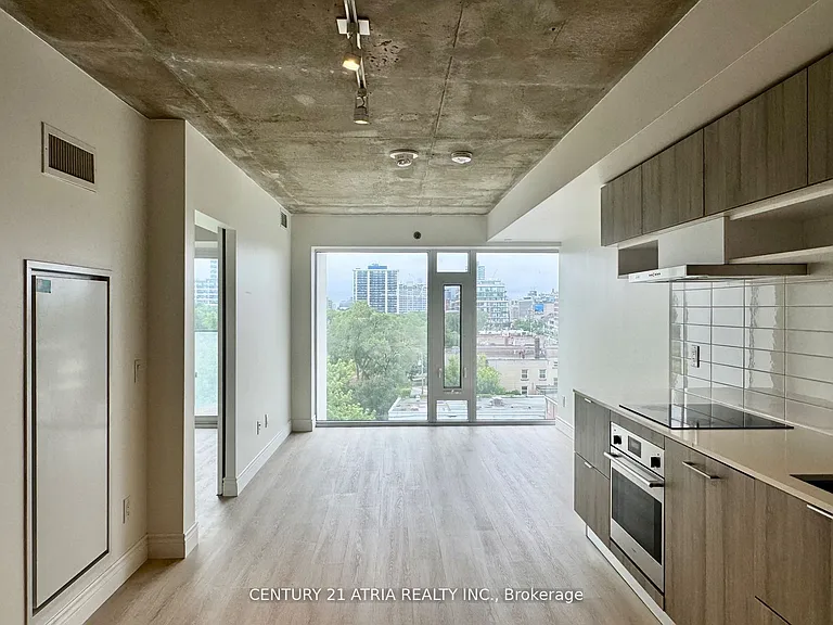 8 Hillsdale Ave E #731 — Photo 3