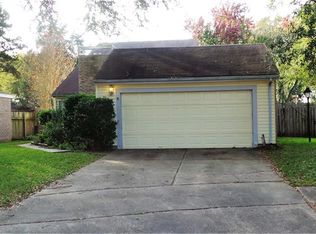 8706 Kalewood Dr, Houston, TX 77099