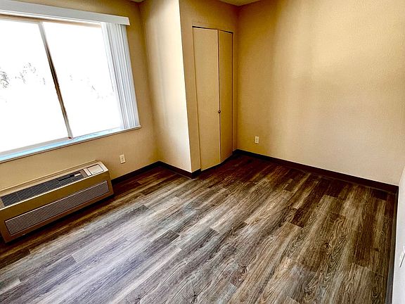 4th image of 519 Village Dr #229