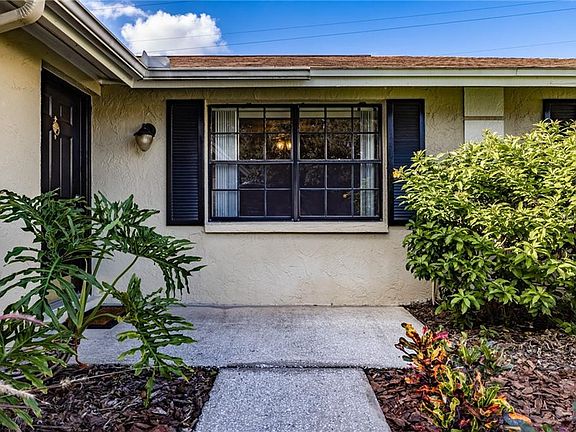 4th image of 16014 Eagle River Way