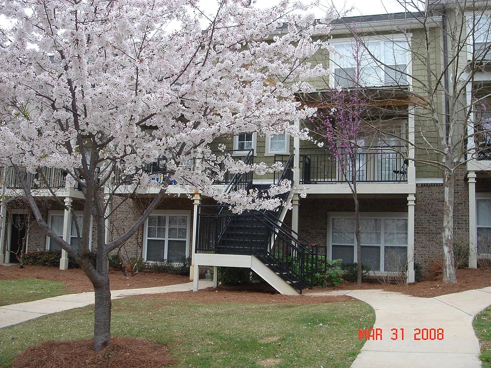 1st image of 490 Barnett Shoals Rd APT 312