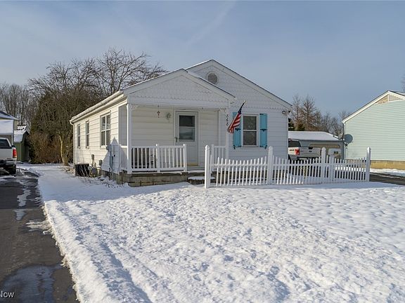 3rd image of 868 Saul Dr