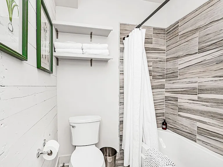 1601 Letitia St #1 — Photo 11