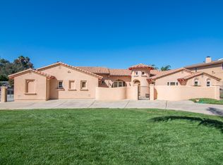 607 Matagual Dr, Vista, CA 92081