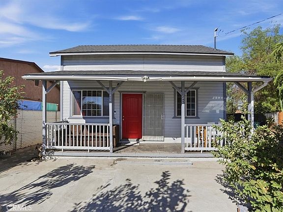 3rd image of 245 Commercial Ave