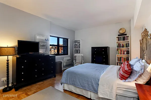 Sold by Corcoran | media 13