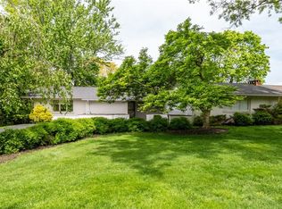 24461 S Woodland Rd, Beachwood, OH 44122