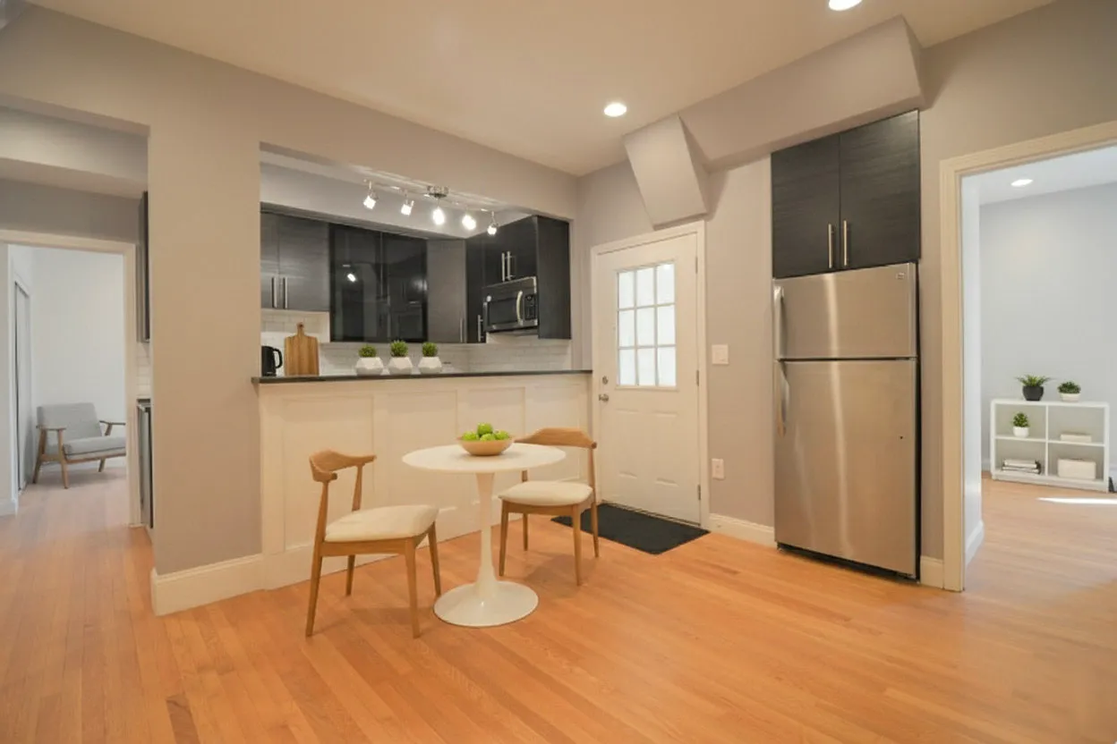 4 bed, 1425 sqft, $5,500 — Photo 4