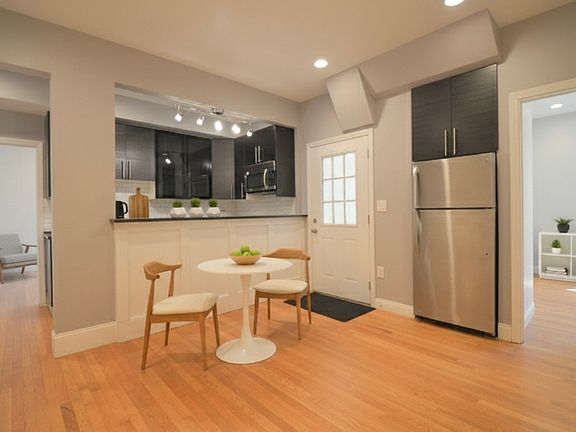 3rd image of 1801 Beacon St APT 7
