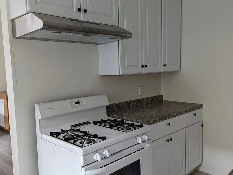 3332 Drew St #3 — Photo 6