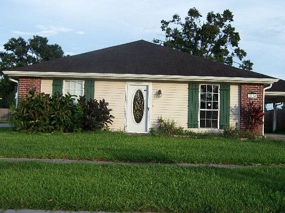 5th image of 214 T Leigh Dr