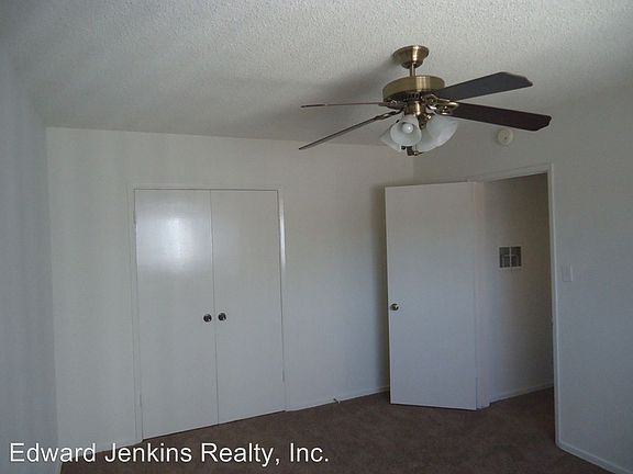 5th image of 907 S Catalina Ave APT D