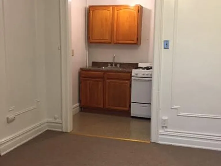 239 Danforth Avenue — Photo 11