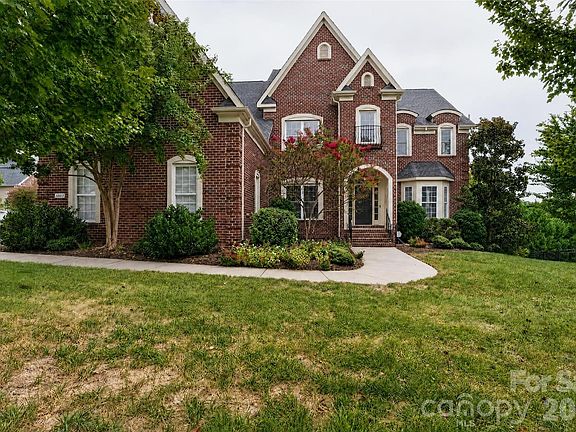 2nd image of 10103 Legolas Ln