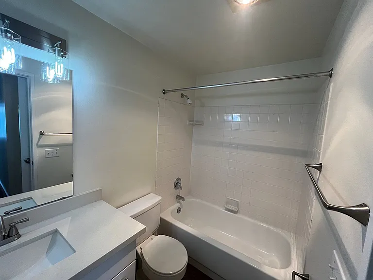 4208 Beach Drive — Photo 43