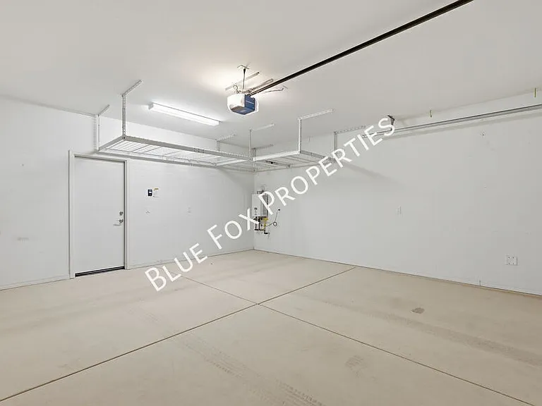 8670 N Genoa Ct — Photo 26