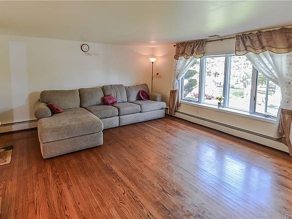 2nd image of 62 Birchwood Dr
