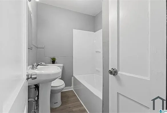 4628 Hillman Dr SW — Photo 4