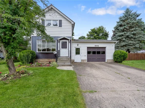 302 Atlantic Ave, Fulton, NY 13069