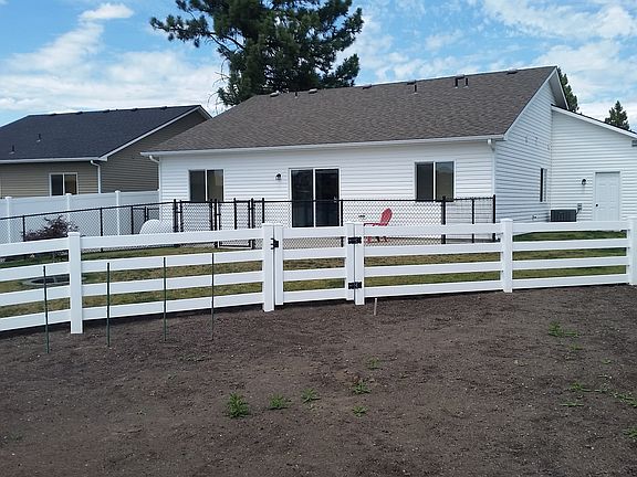 3rd image of 8615 W Campus Dr